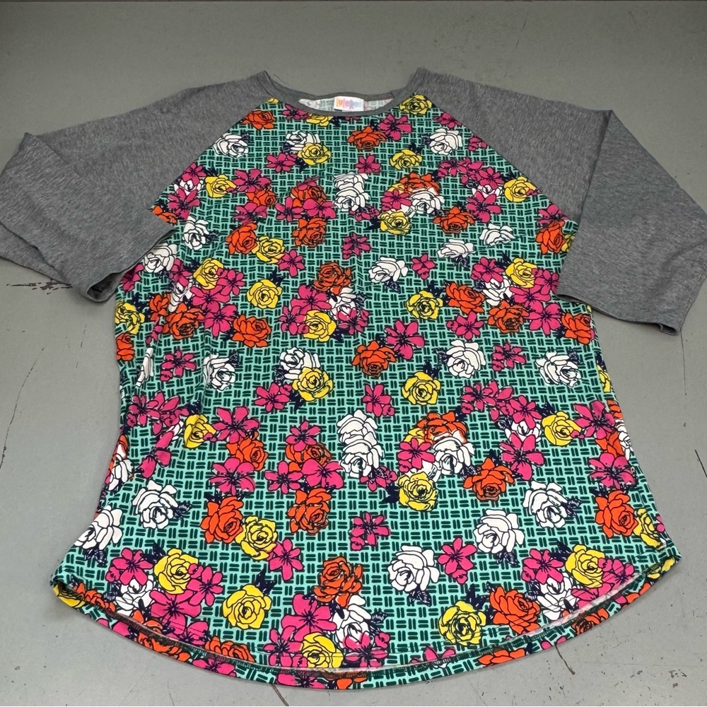 LuLaRoe Randy Baseball Tee shirt top Floral with heather grey sleeves feminine